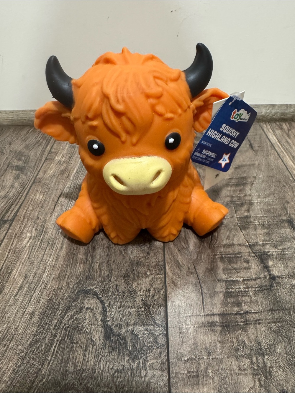 Squishy Highland Cow Squishy Toy - Orange Cream Snout